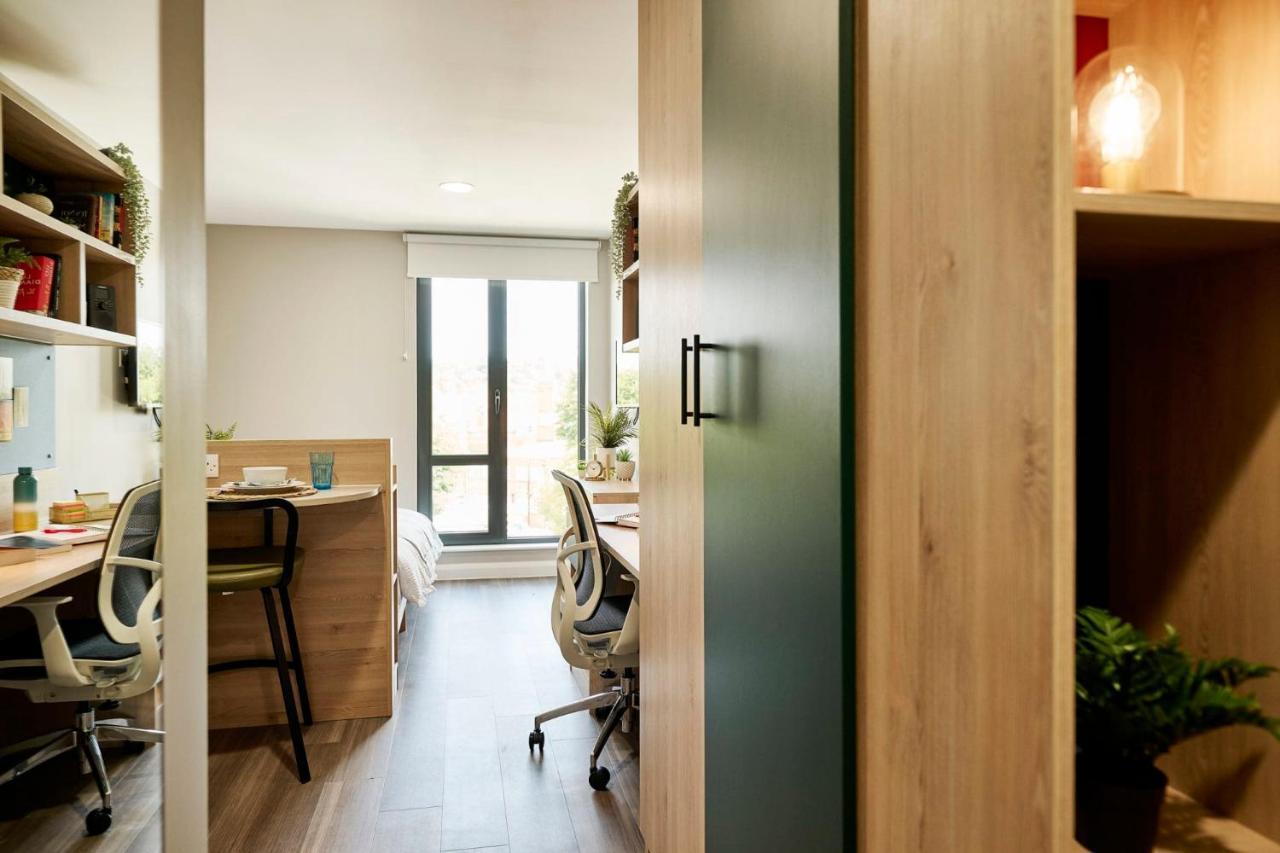 Studio Apartments At Spireworks Minutes Away From Oxford City Centre ภายนอก รูปภาพ